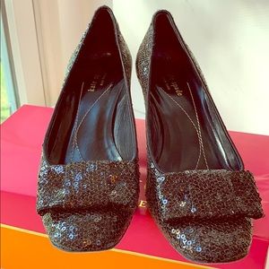 Kate spade DeeDee Black Sequin low kitten heels!